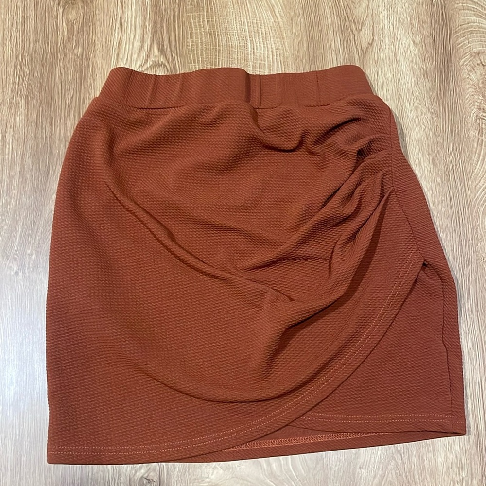 Burnt orange ruched skirt